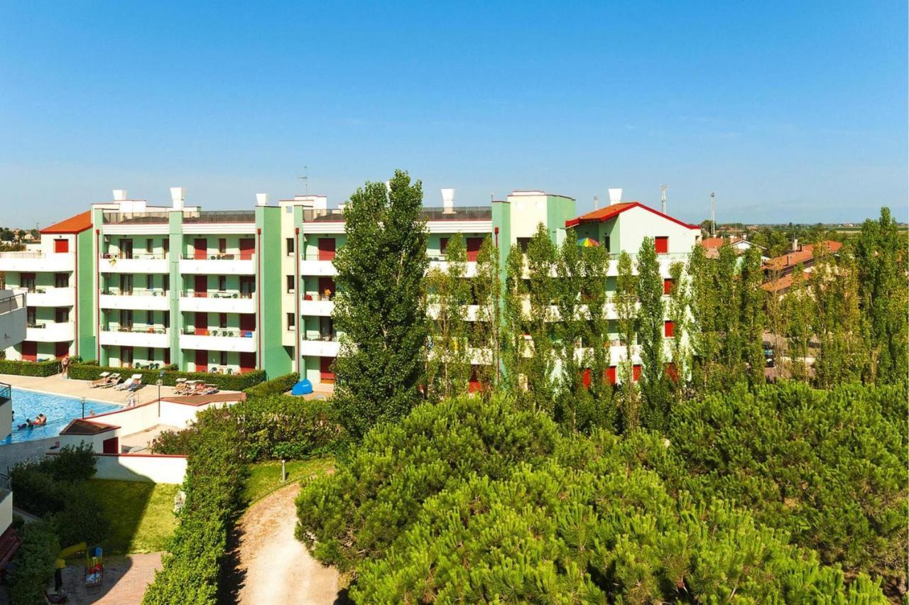 Apartment In Caorle With Heating Ngoại thất bức ảnh